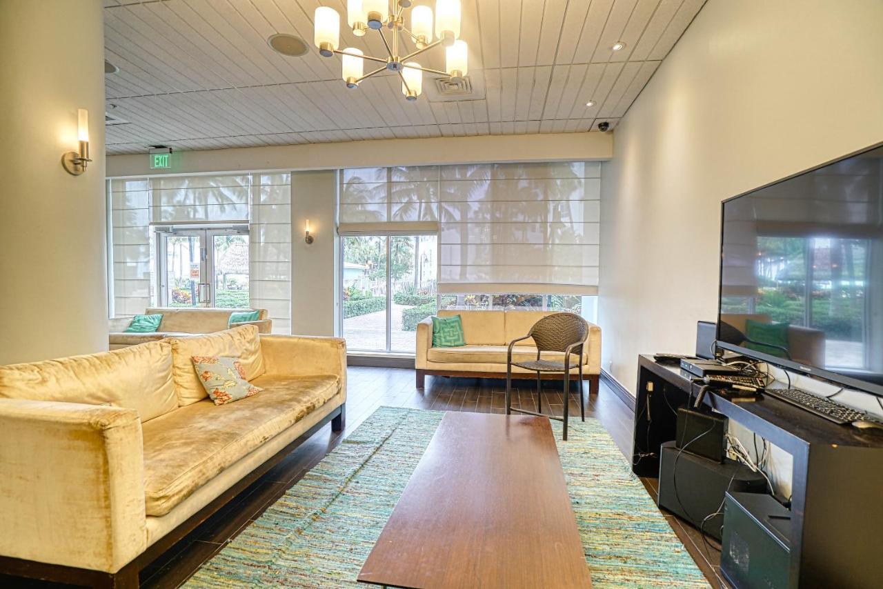 Hollywood Condo Extérieur photo