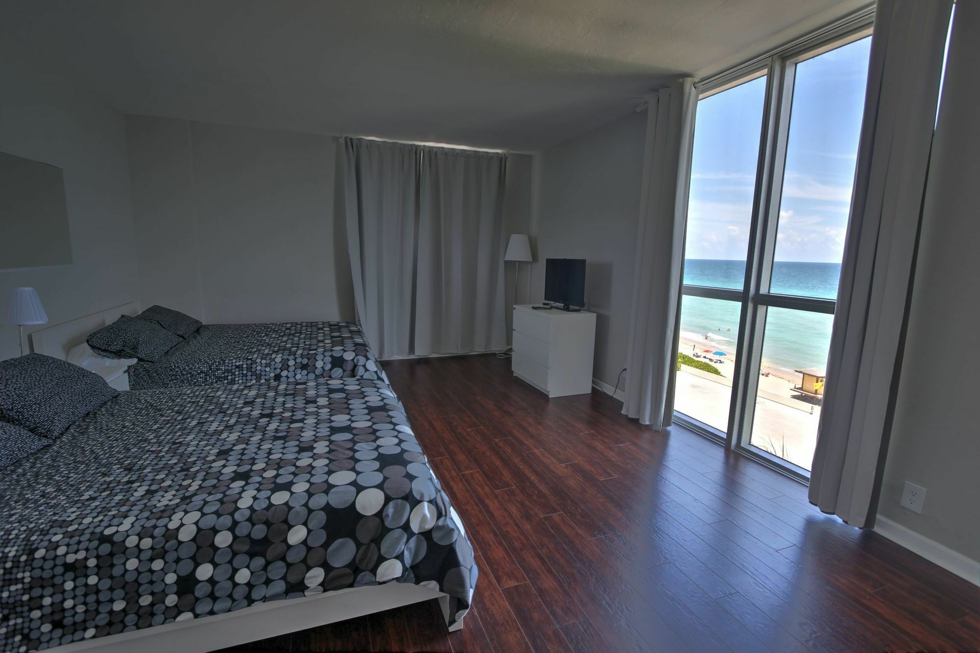 Hollywood Condo Extérieur photo