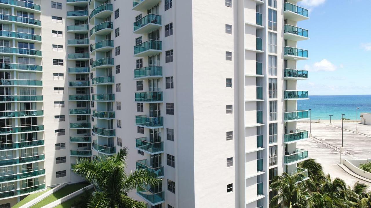 Hollywood Condo Extérieur photo